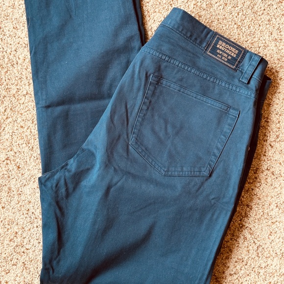 Men’s Brooks Brothers navy pants slacks. Stretch in the fabric. 34x30 - Picture 3 of 3